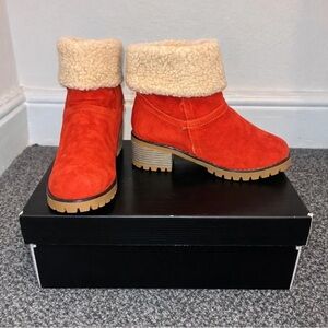 Boots Vibrant Orange Winter Boots with Cream Fur